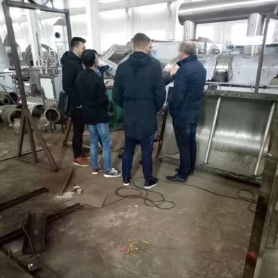 Δόνηση τριμμένων φρυγανιών ανοξείδωτου που ρευστοποιείται - στεγνωτήρας κρεβατιών στη βιομηχανία τροφίμων